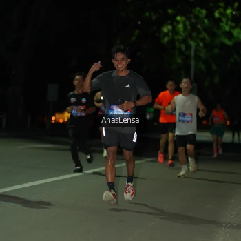 Runner Photo 3659384