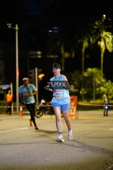 Runner Photo 3659390