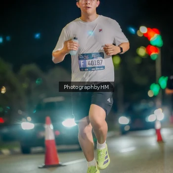 Runner Photo 3660047