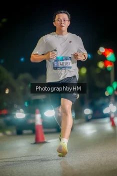 Runner Photo 3660070