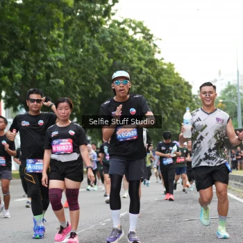 Runner Photo 3660075