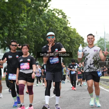 Runner Photo 3660092
