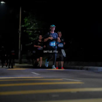 Runner Photo 3660100