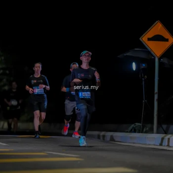 Runner Photo 3660146