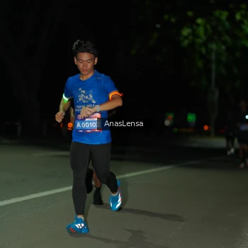 Runner Photo 3660244