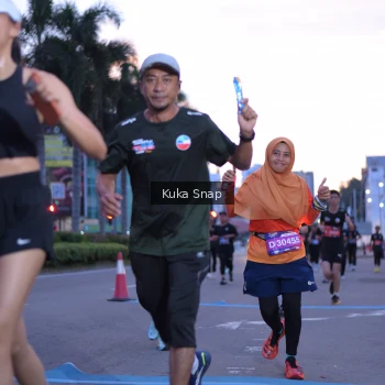Runner Photo 3660297