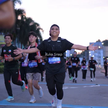 Runner Photo 3660359