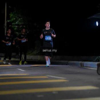 Runner Photo 3660465