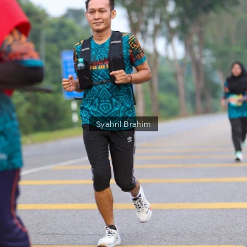 Runner Photo 3660516