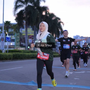 Runner Photo 3660546