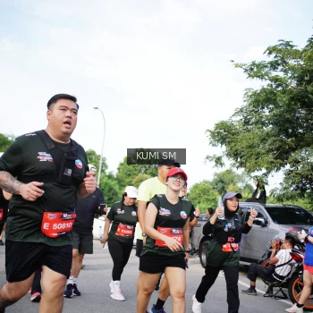Runner Photo 3660608