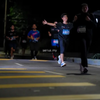 Runner Photo 3660683