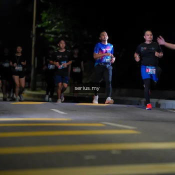 Runner Photo 3660710