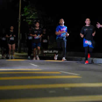 Runner Photo 3660713