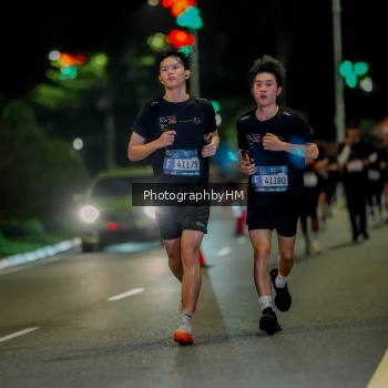 Runner Photo 3660740