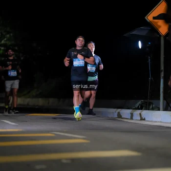 Runner Photo 3660806