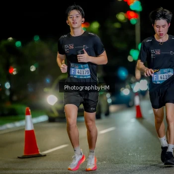 Runner Photo 3660810
