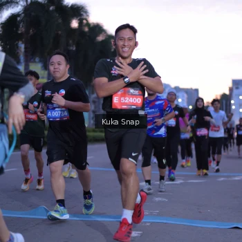 Runner Photo 3660867