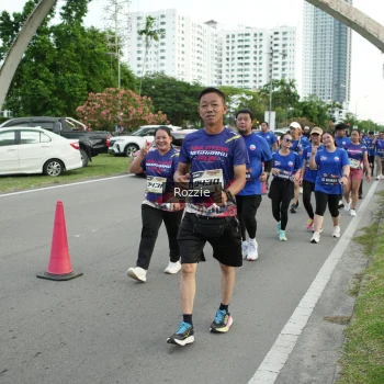 Runner Photo 3660903