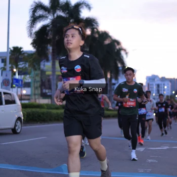 Runner Photo 3660968