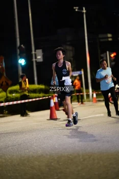 Runner Photo 3660972