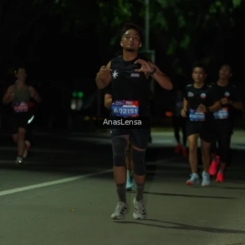 Runner Photo 3660982