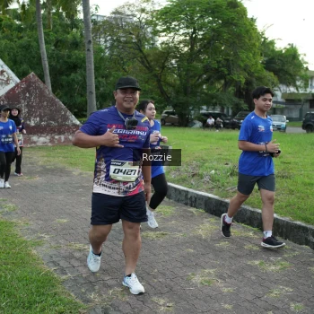 Runner Photo 3660987
