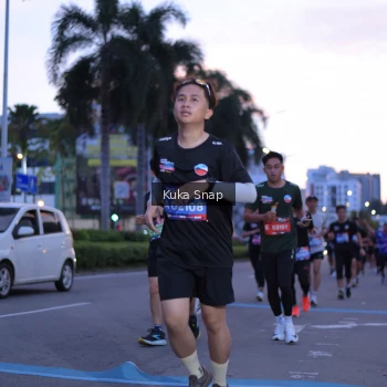 Runner Photo 3660990