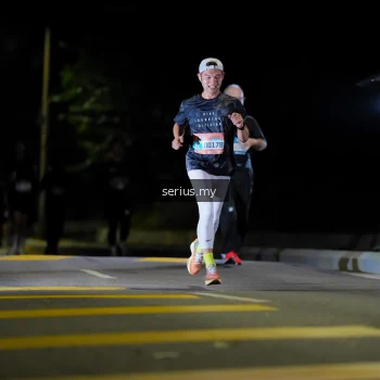 Runner Photo 3660991