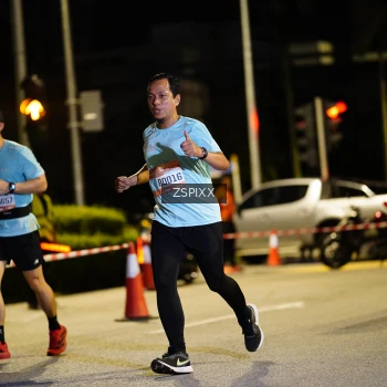 Runner Photo 3660993