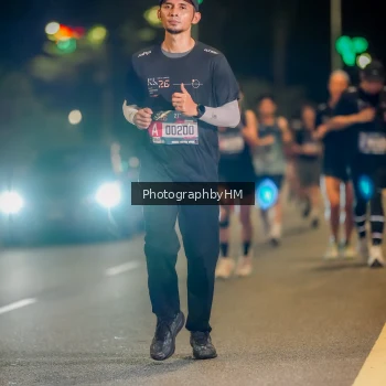 Runner Photo 3661007