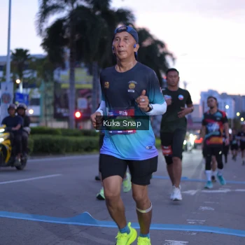 Runner Photo 3661018