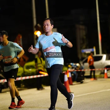 Runner Photo 3661035