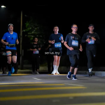 Runner Photo 3661048