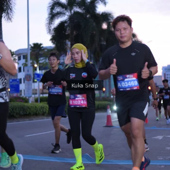Runner Photo 3661053