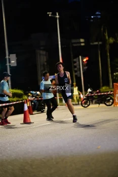 Runner Photo 3661072
