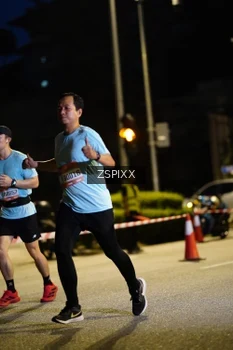 Runner Photo 3661073