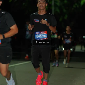 Runner Photo 3661210