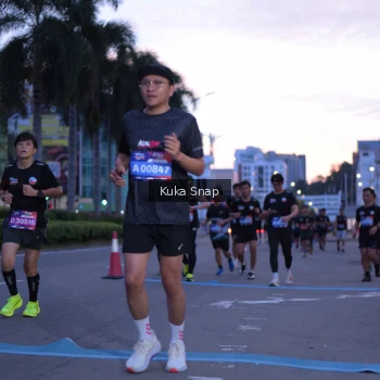 Runner Photo 3661219
