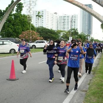 Runner Photo 3661308