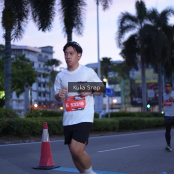 Runner Photo 3661352
