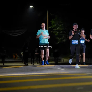 Runner Photo 3661384