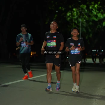 Runner Photo 3661396