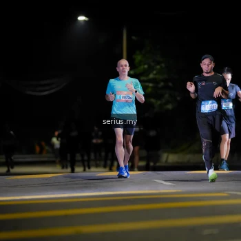 Runner Photo 3661400