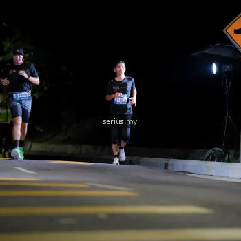 Runner Photo 3661524