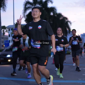 Runner Photo 3661606