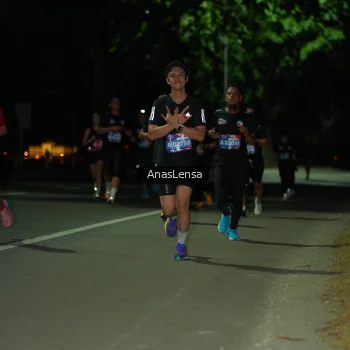 Runner Photo 3661613