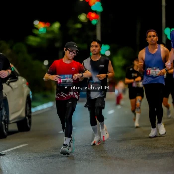 Runner Photo 3661645