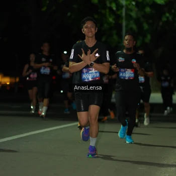 Runner Photo 3661646