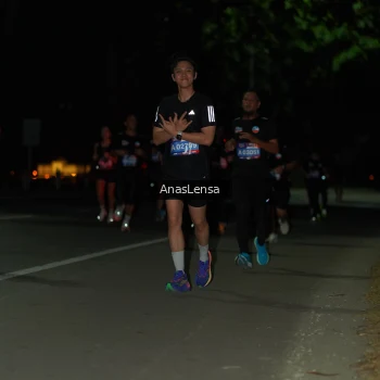 Runner Photo 3661671